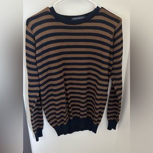 Brandy Melville navy and brown sweater